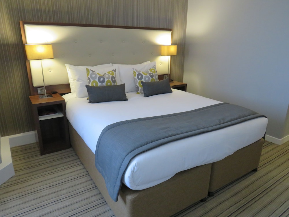 Garner Hotel Preston Samlesbury 26/77