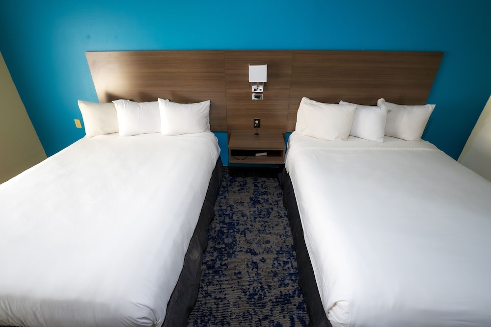 Quality Inn & Suites Monroeville South 7/26