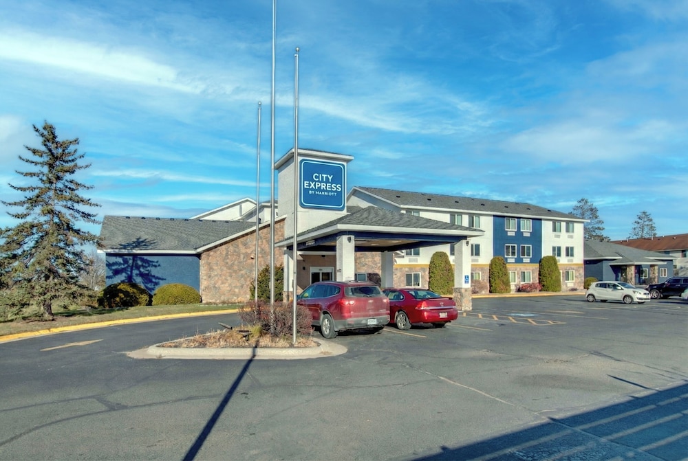 Hotel Bemidji 42/49