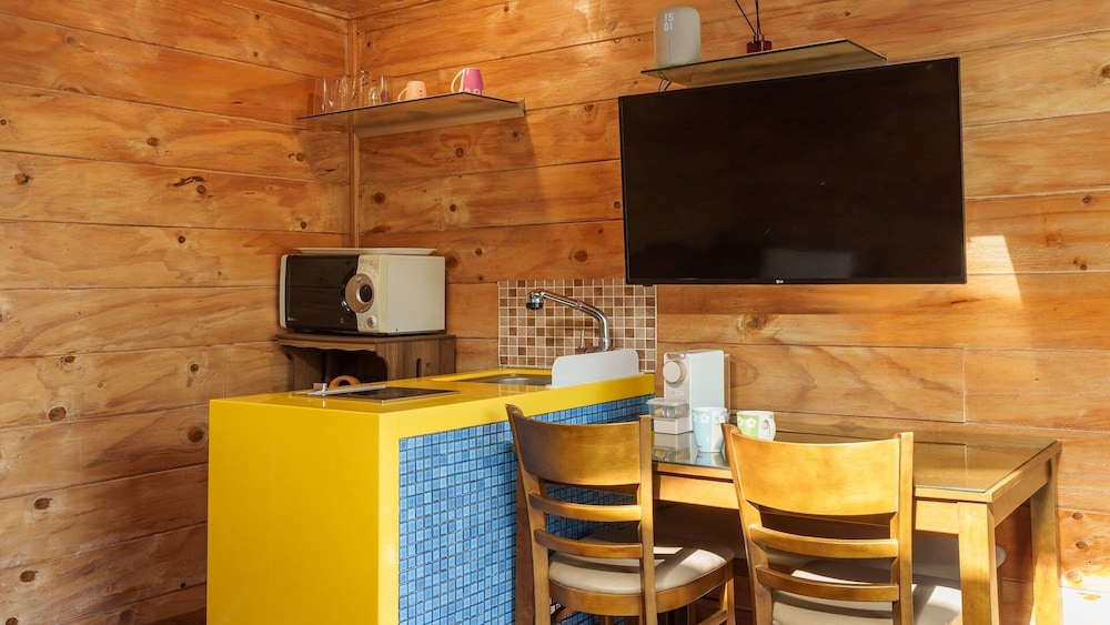 Hongcheon Lime Orange Pension 36/49