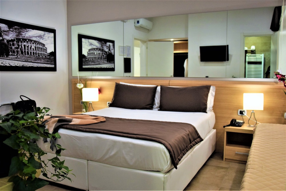 Hotel Paolo Ii 14/69