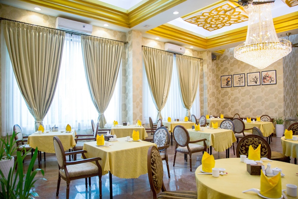 Phnom Penh Era Hotel 54/68