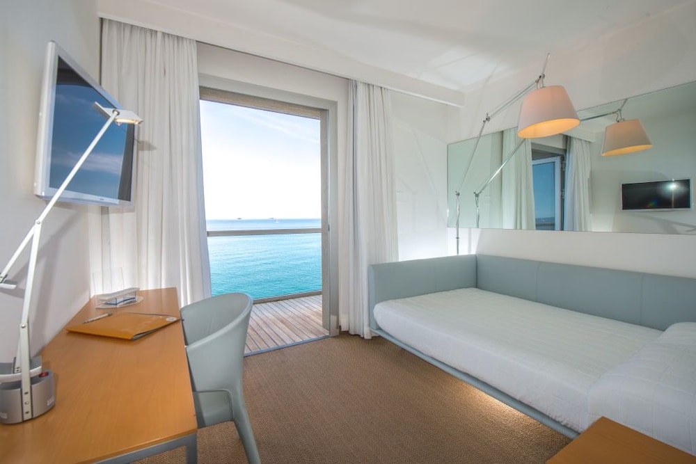 Miramare Hotel 40/72