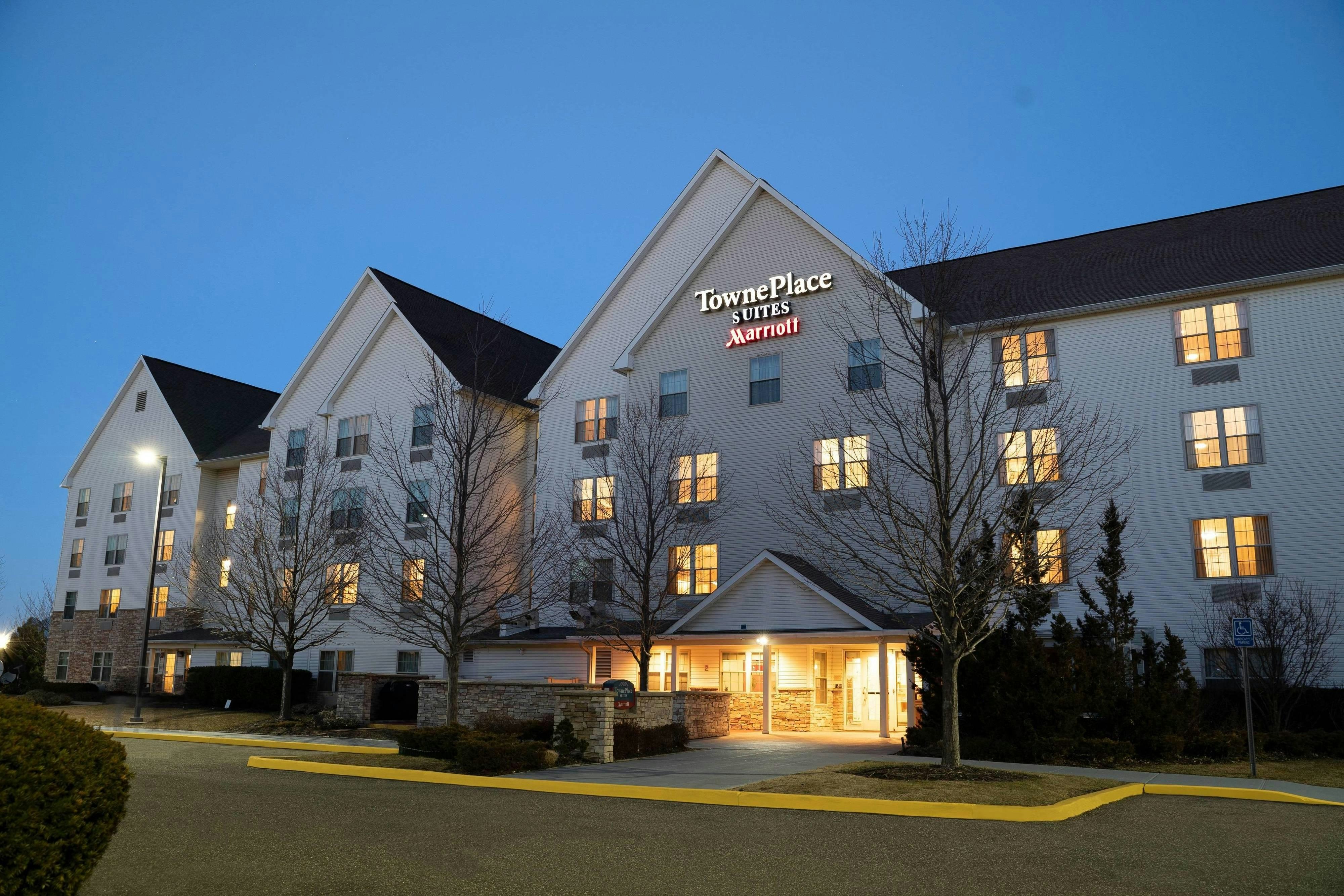 TownePlace Suites Republic Airport Long Island/Farmingdale 2/37