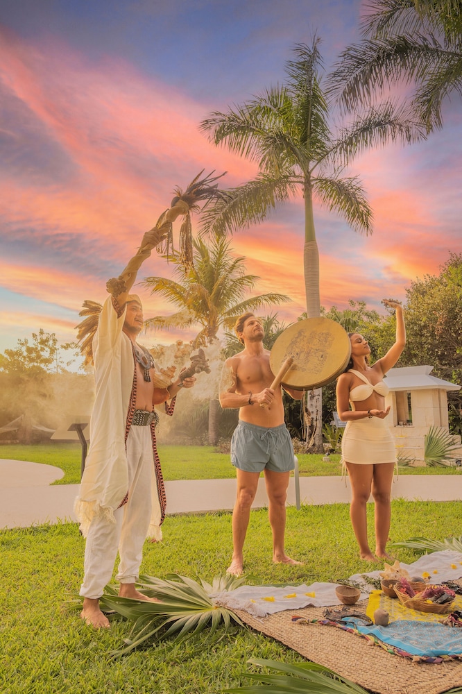 Haven Riviera Cancun Resort & Spa All Inclusive - Adults Only 65/72