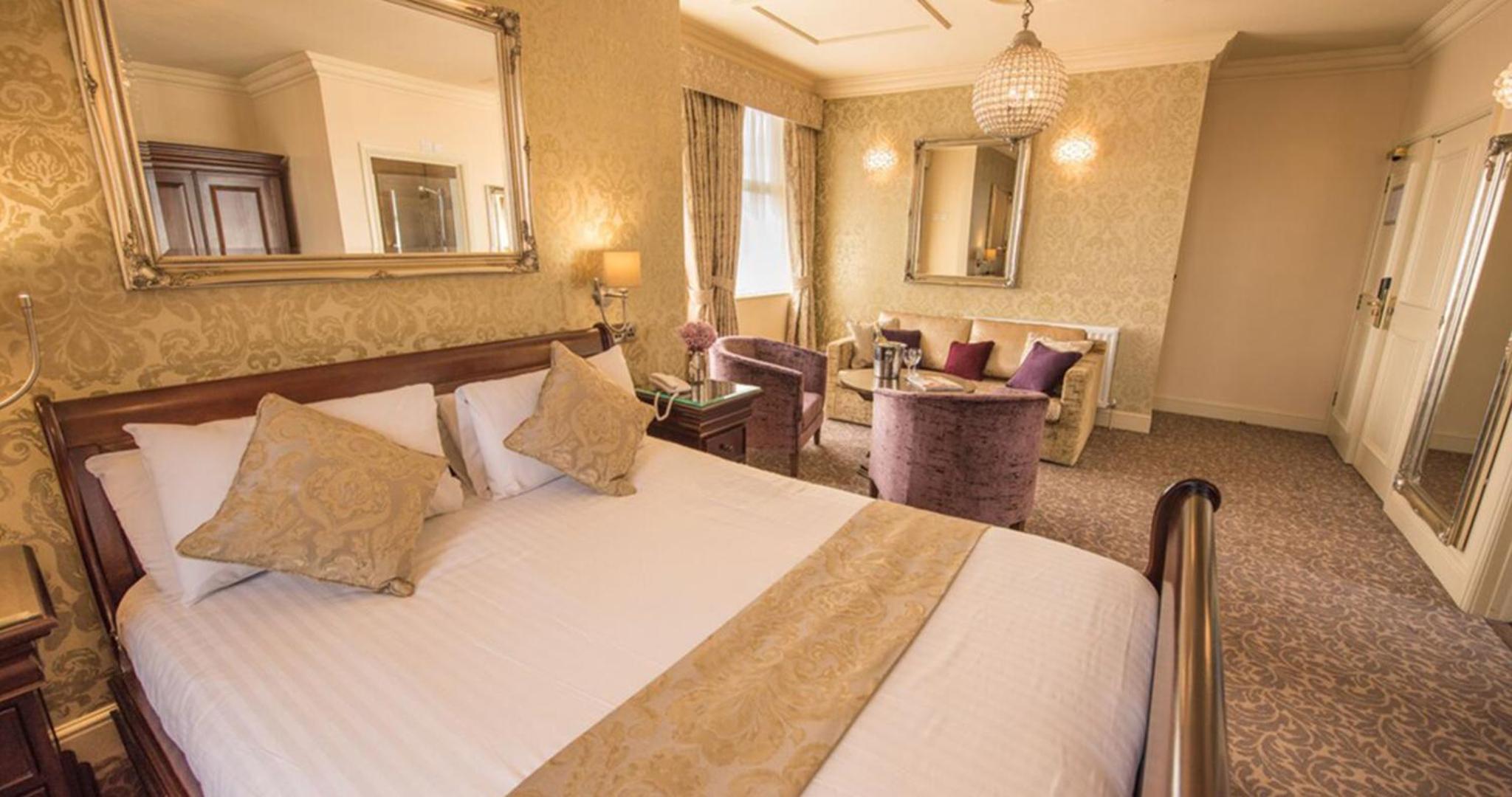 Executive, Suite