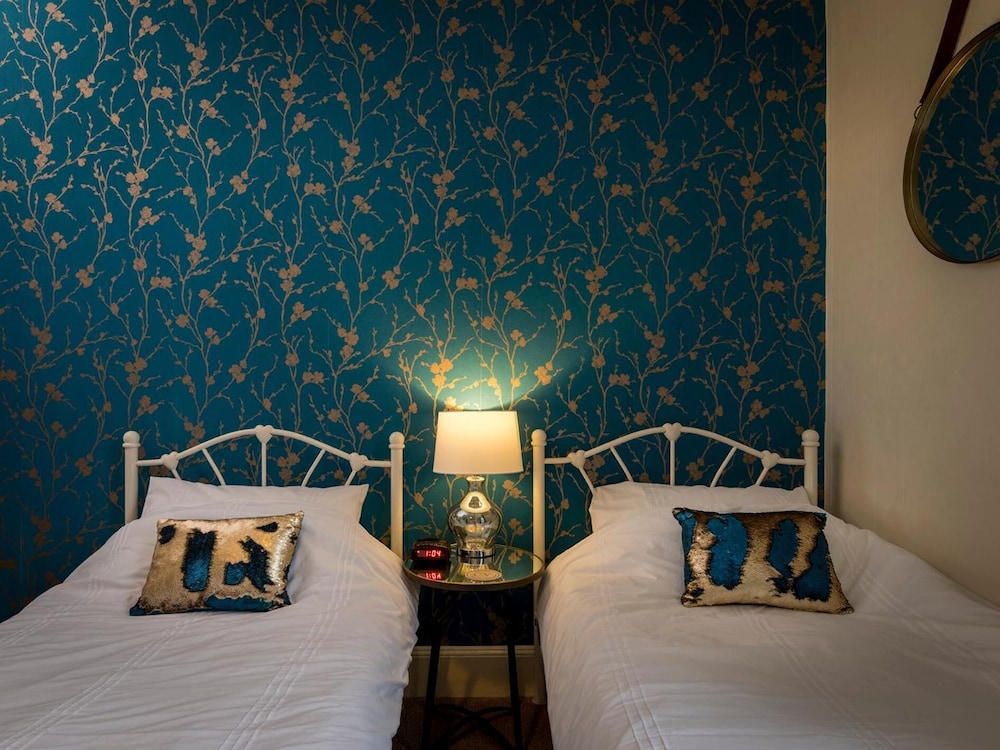 Channel View Guest House 14/44