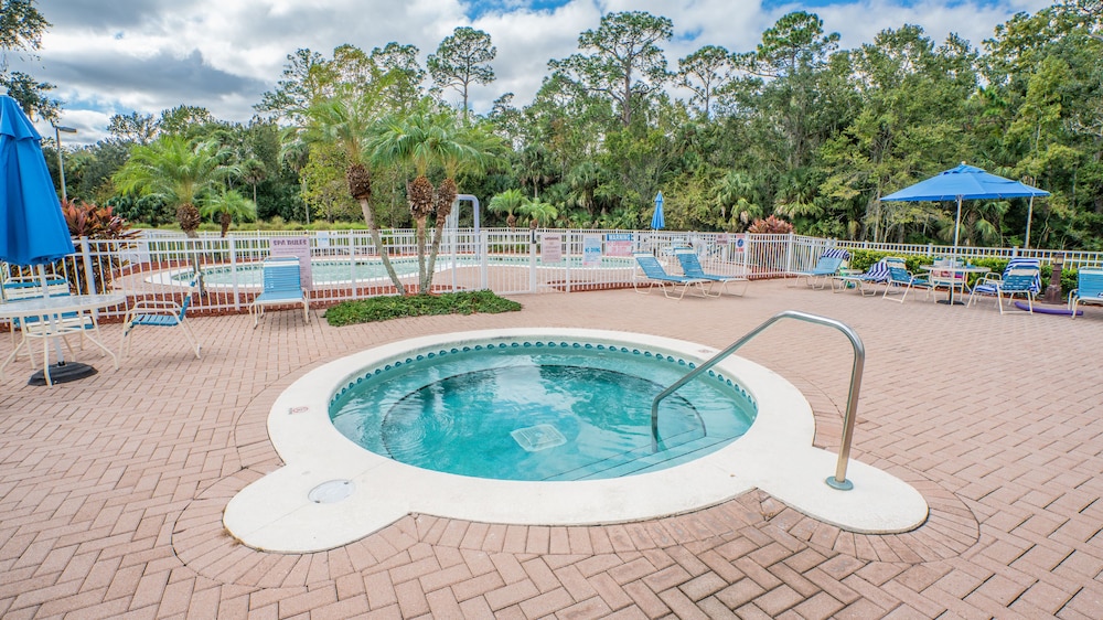 Barefoot Suites 58/69