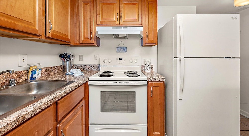 2 Bedrooms, Condo, Premier, King and Queen Bed, Single Bed, Bay View, Sofa, Bay Club Resort 5/5