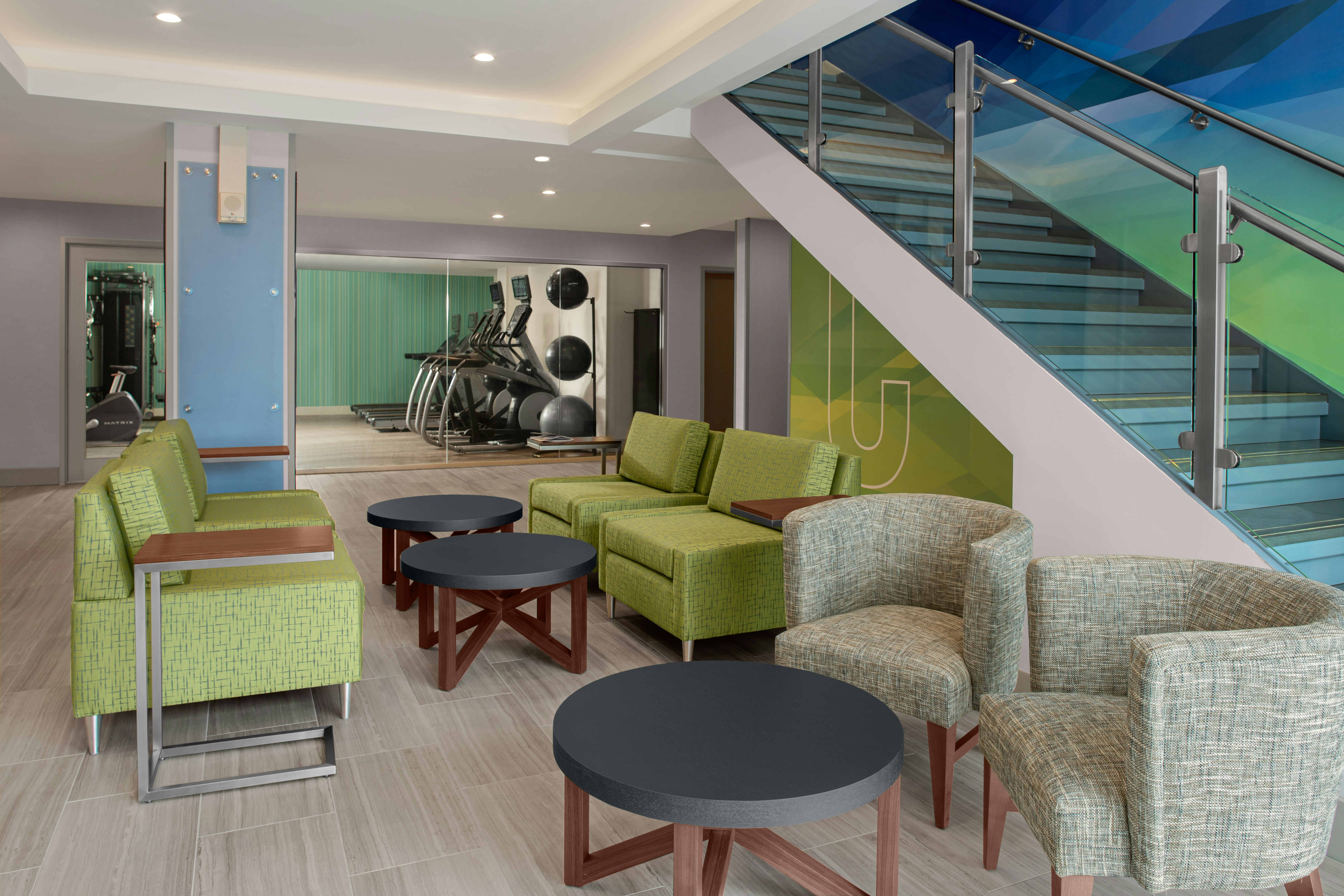 Holiday Inn Express & Suites Woodside LaGuardia Airport 22/30