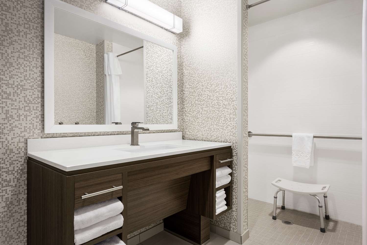 Home2 Suites by Hilton Colorado Springs I-25 Central 12/12