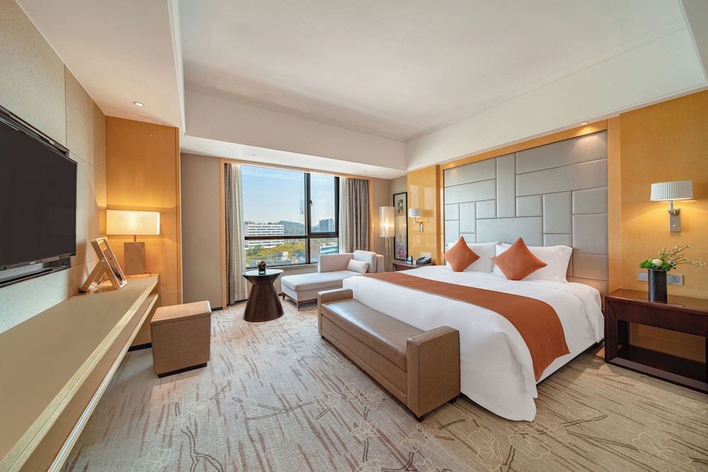 Swiss, Suite, King Bed