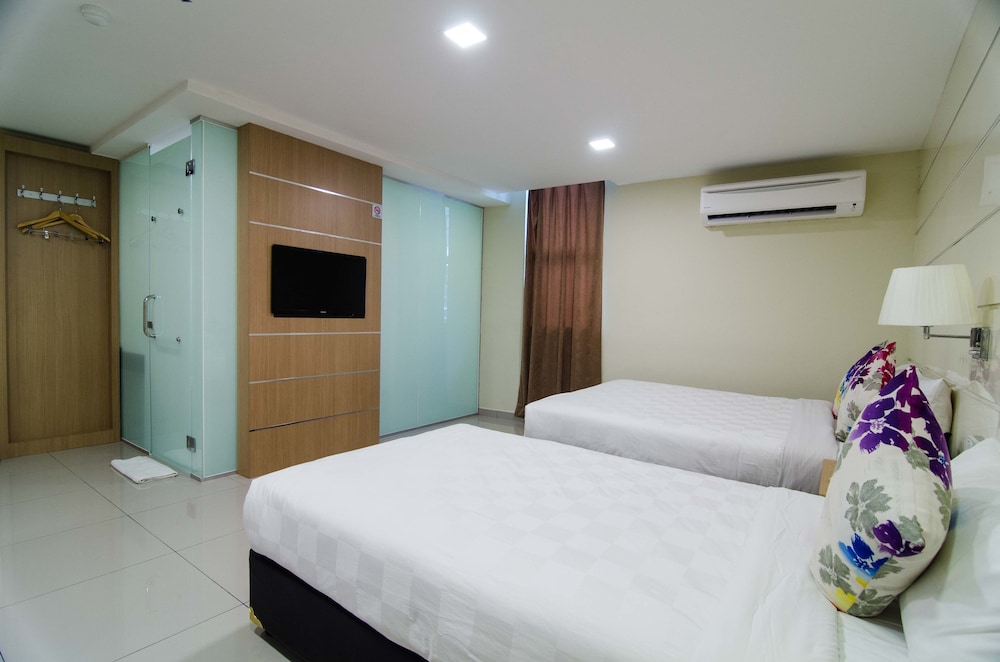 Mornington Hotel Sitiawan 15/58