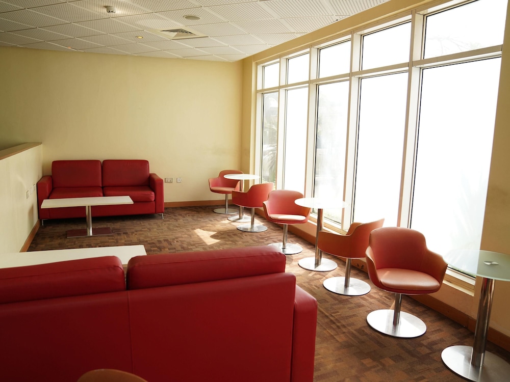Delta Continental Hotel 38/66