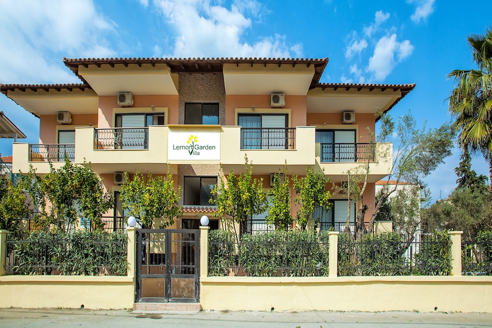 Lemon Garden Villa 1/31