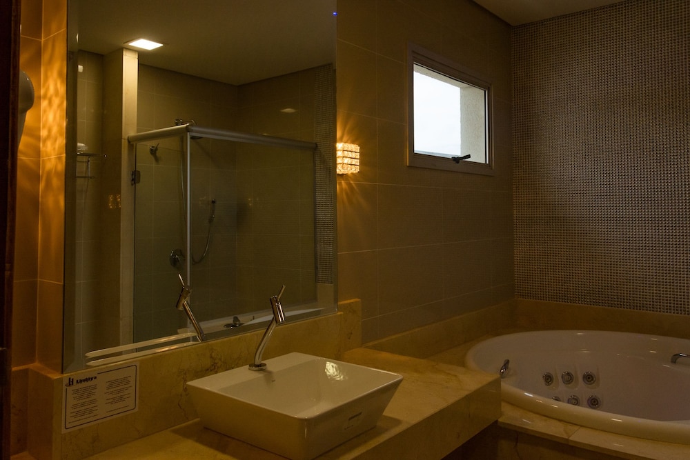 Lindoya Hotel 42/50
