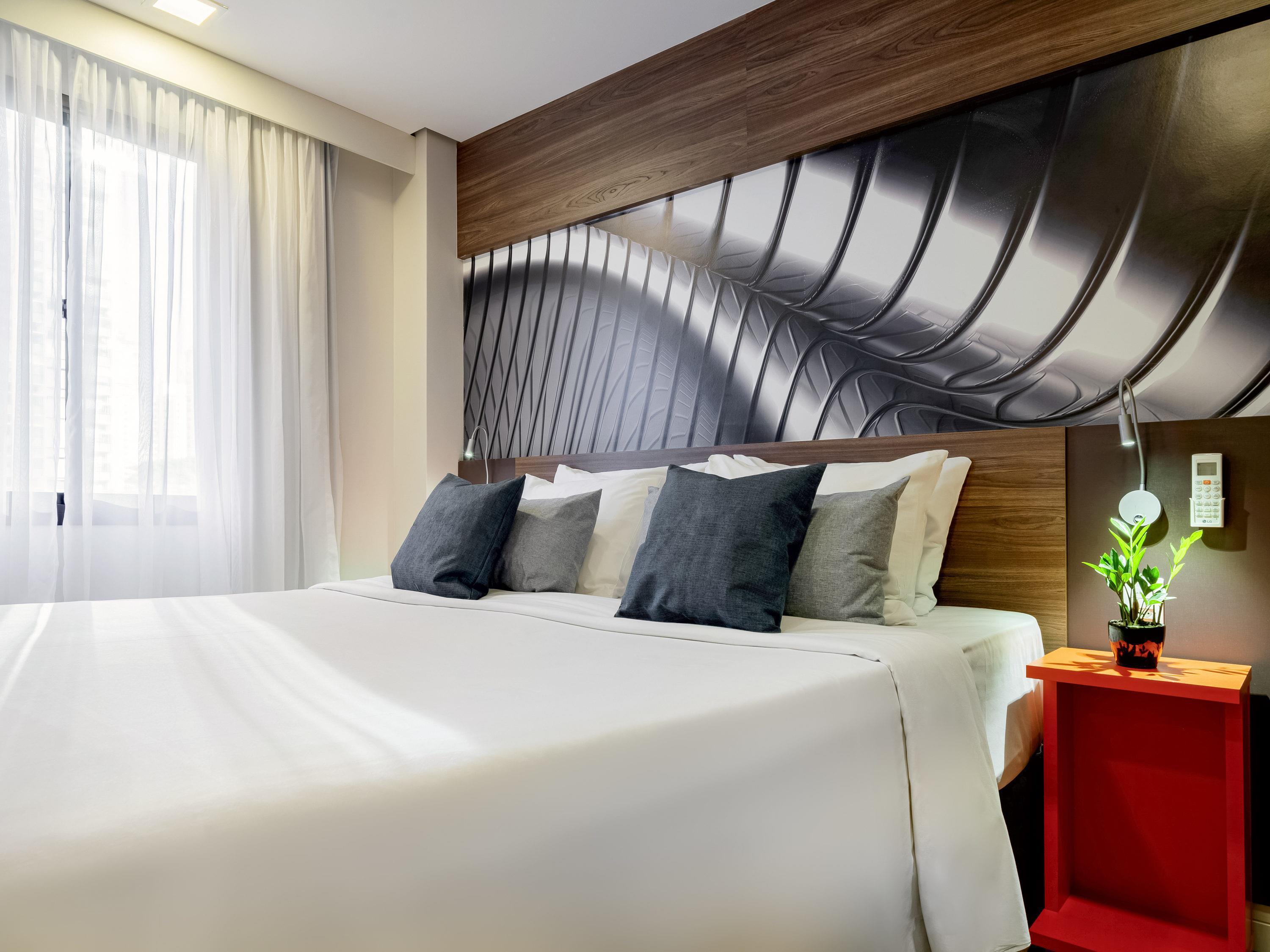 PRIVILEGE, KING BED, TOWER ONE