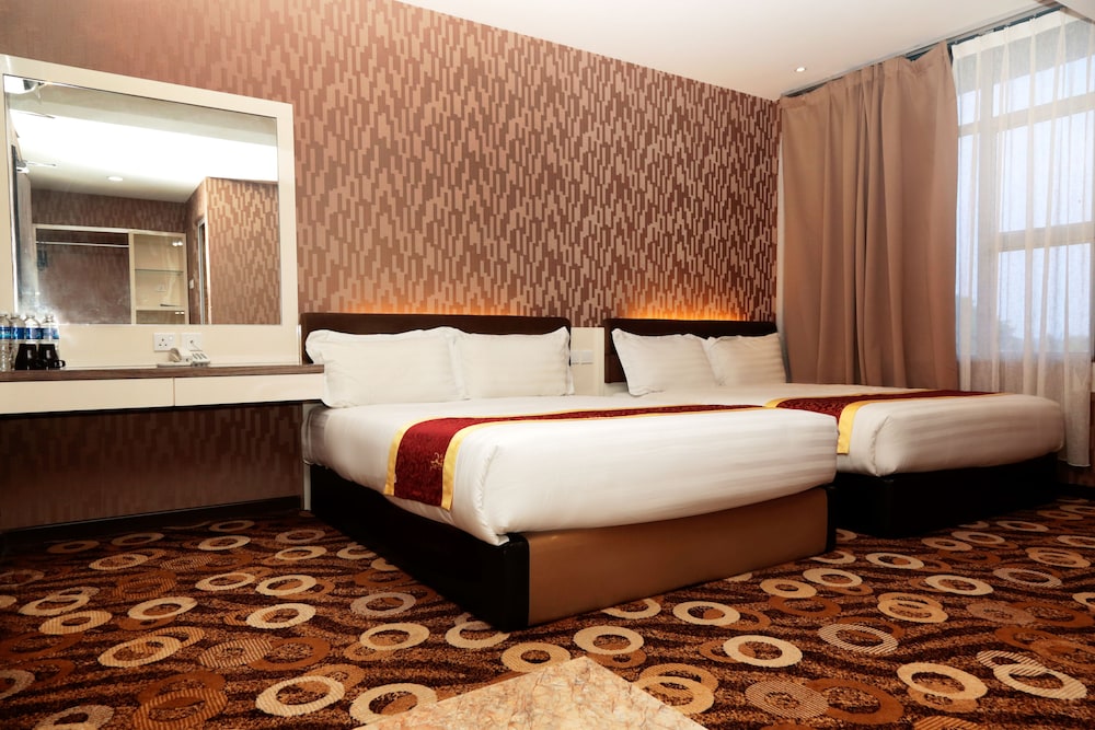 Golden Valley Hotel 13/46