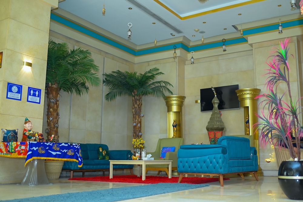 Cleopatra Cairo 49/74