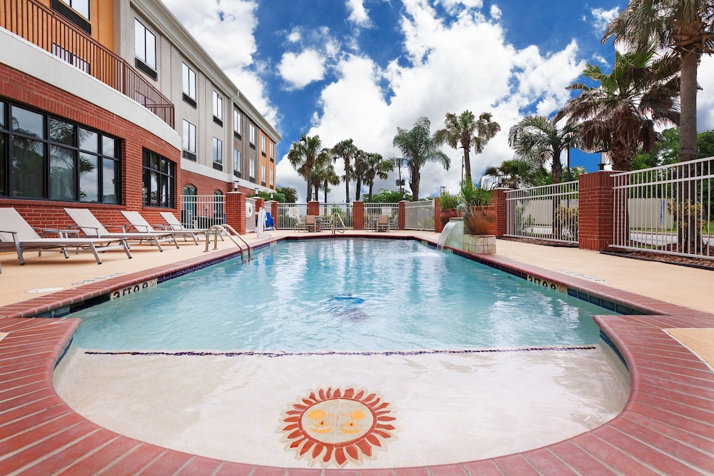 Holiday Inn Express Hotel Suites Orange 1/70