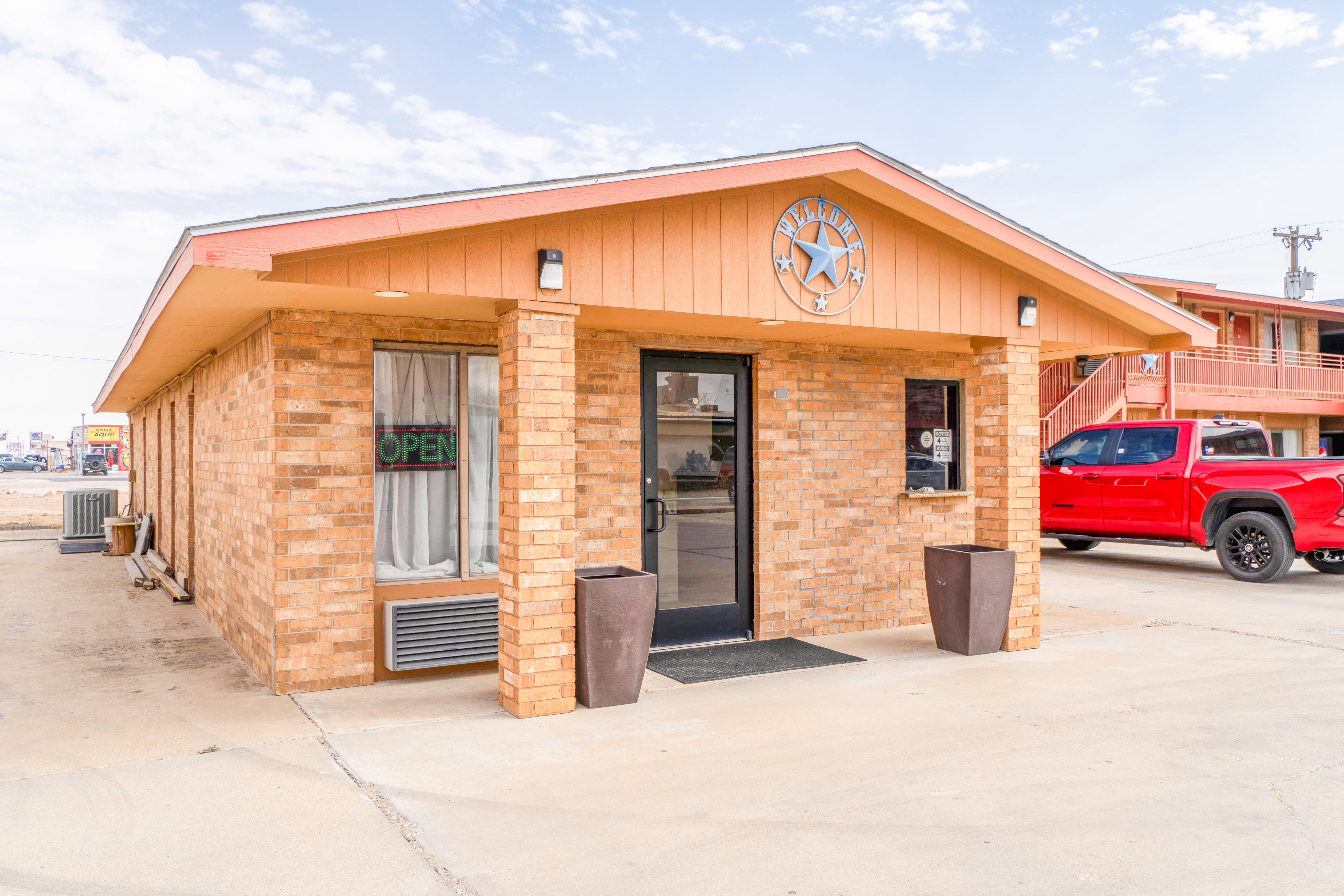 Crown Inn - Denver, Tx 3/42