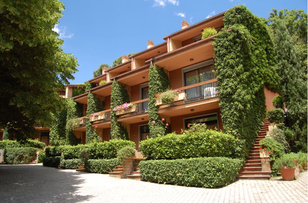 BALLETTI PARK HOTEL 1/40