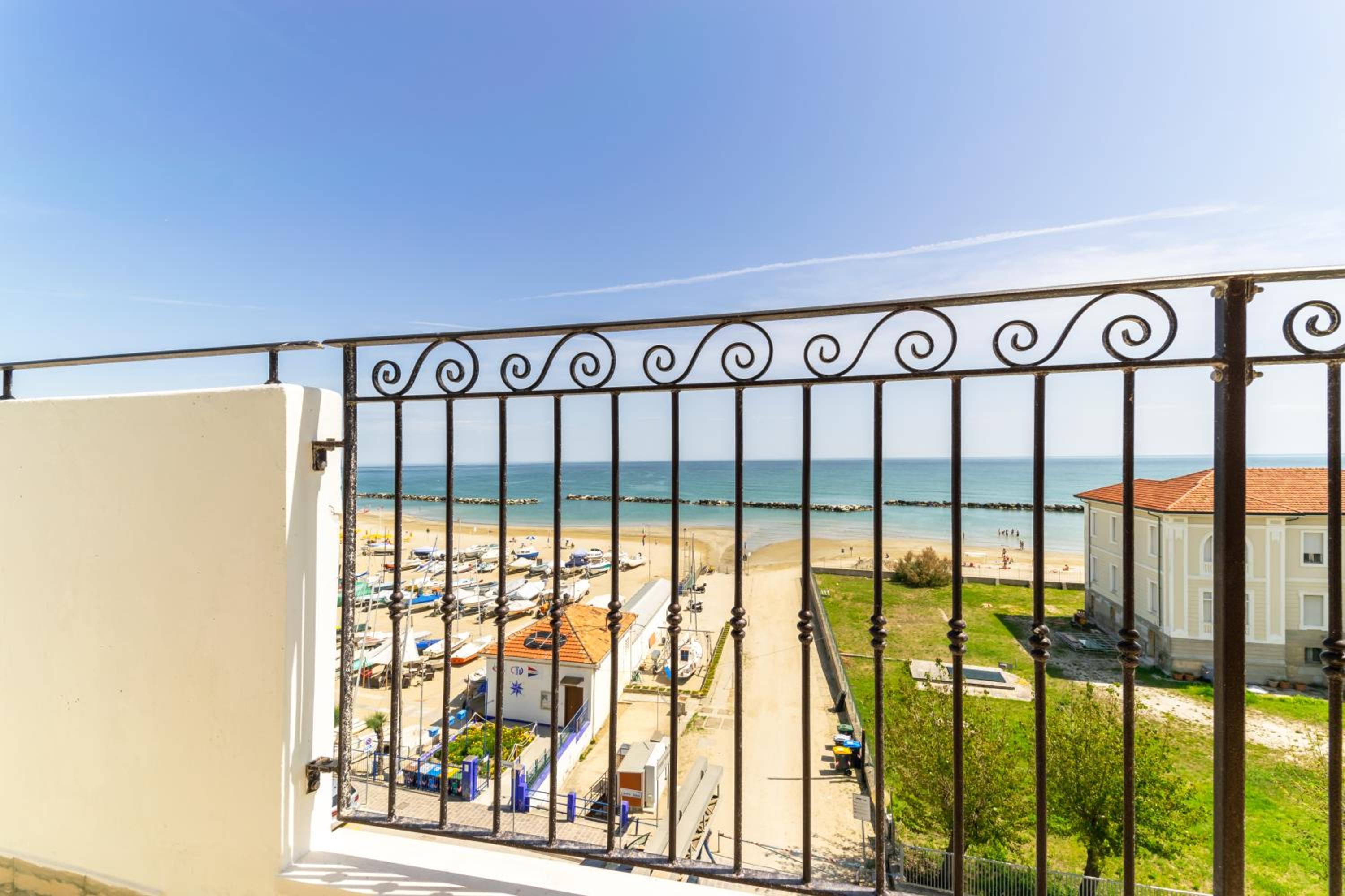 Hotel Albatros 4/48