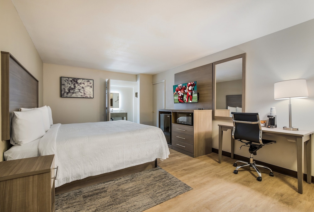 Days Inn by Wyndham Chula Vista/San Diego 19/57