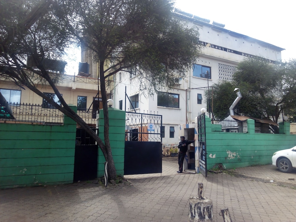 Nairobi Glory Palace Hotel Ltd 44/50