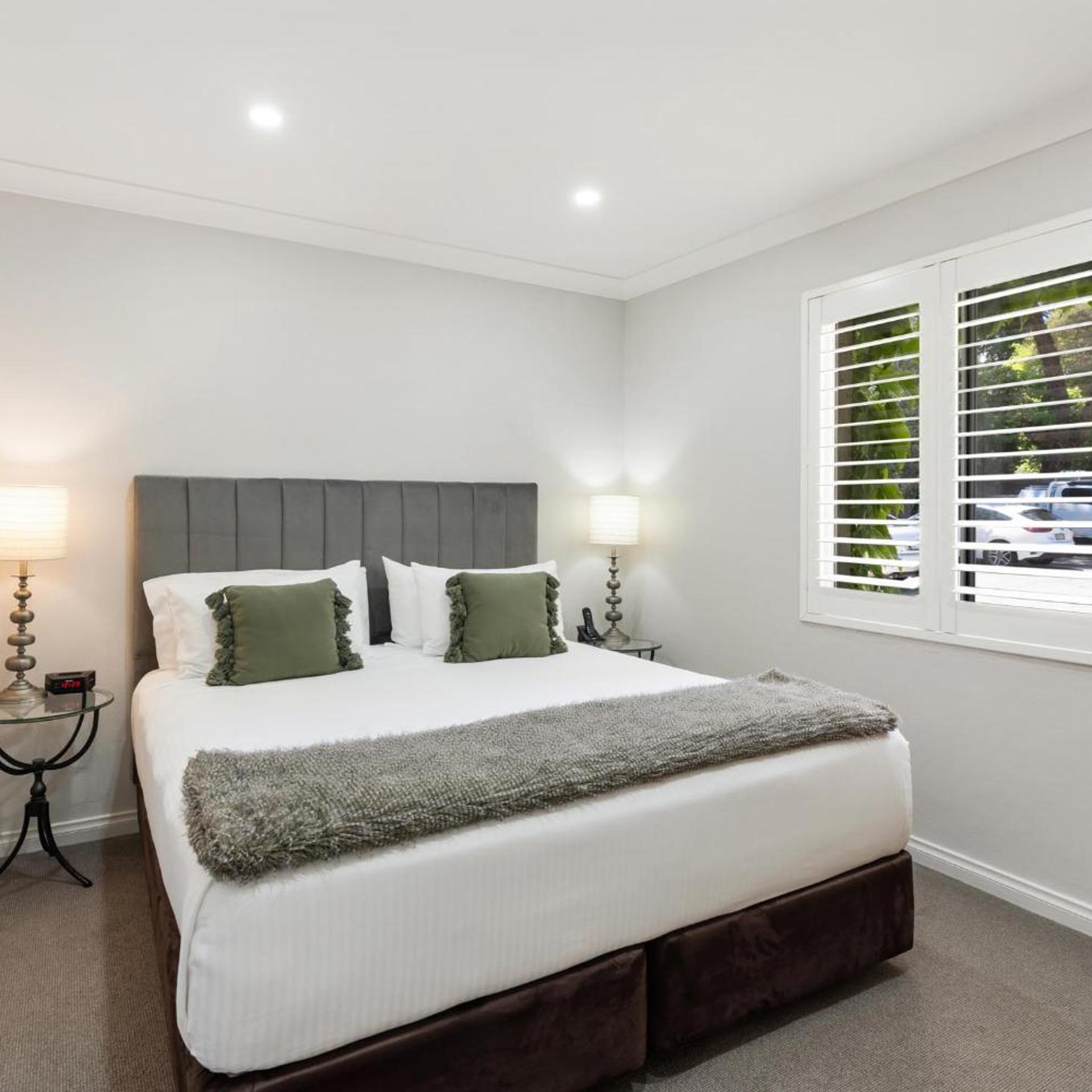 1 Bedroom, Study, Suite