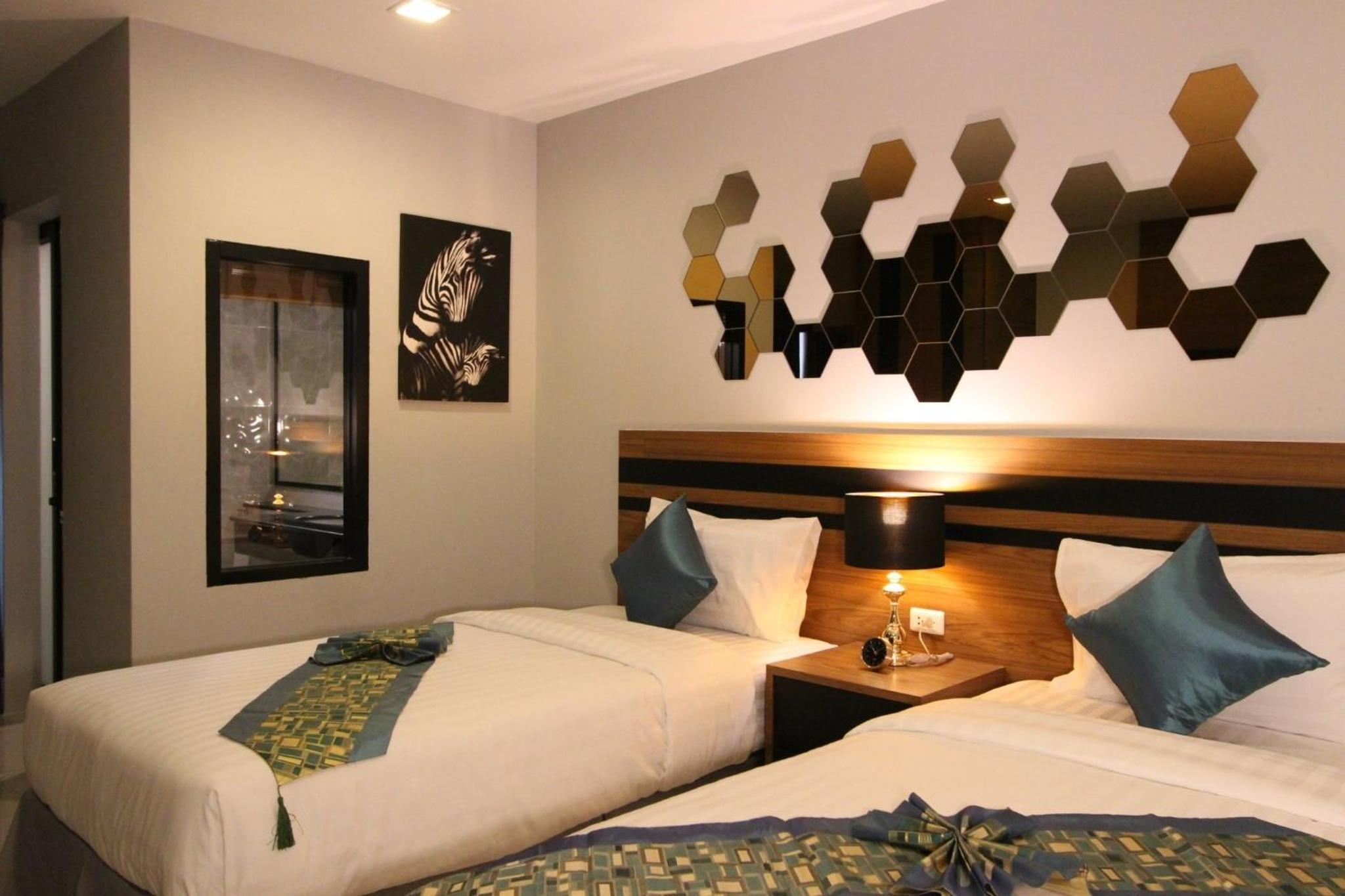 Room at The Leisure Hotel, BANG PHLI