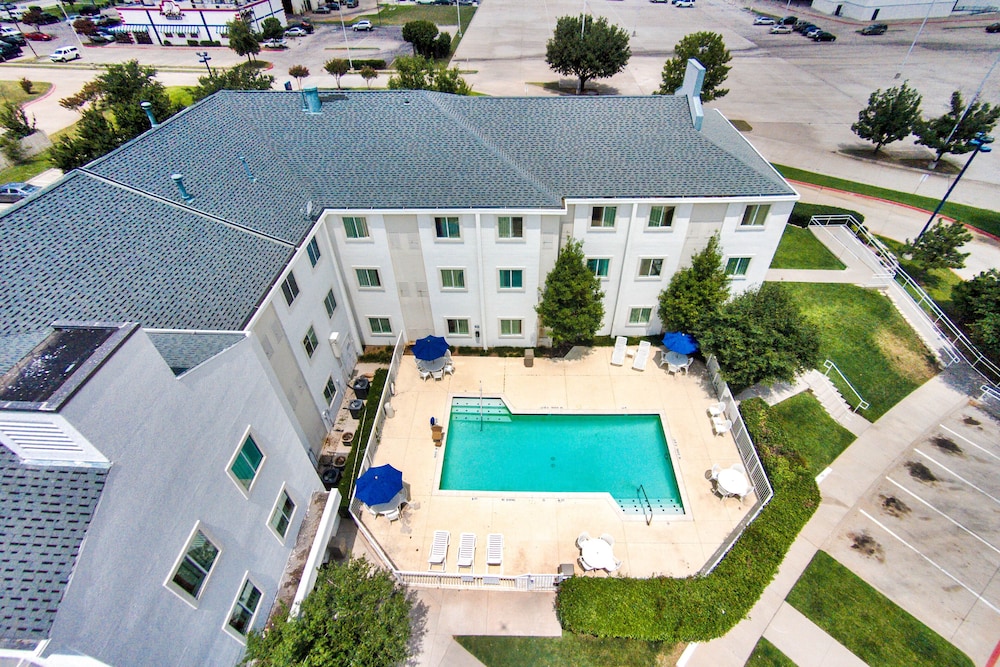 Motel6 Lewisville, TX - Dallas 12/48