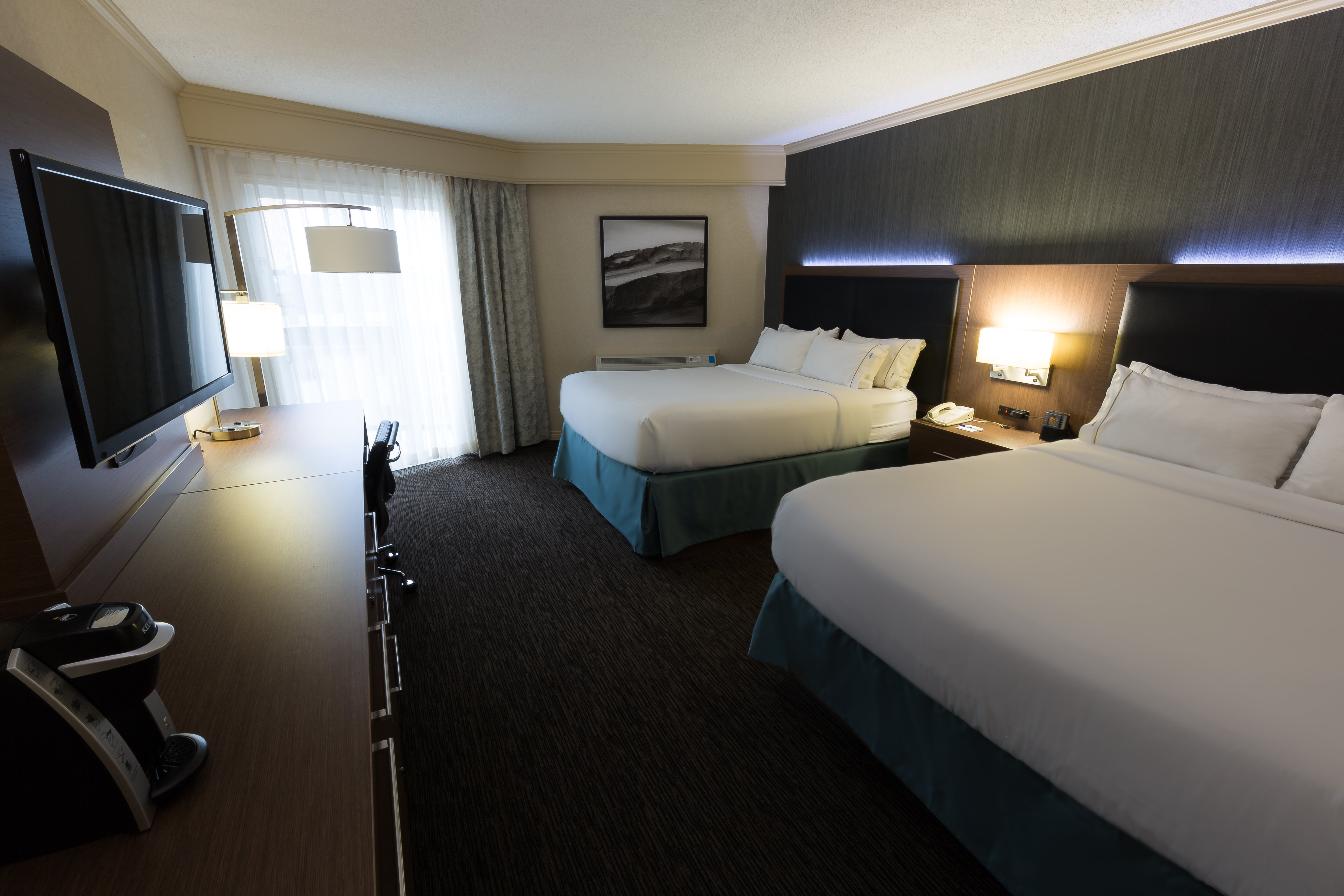 Holiday Inn Express Edmonton Downtown 19/56