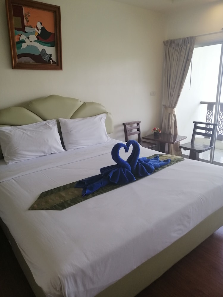 At Sea Residence 10/50