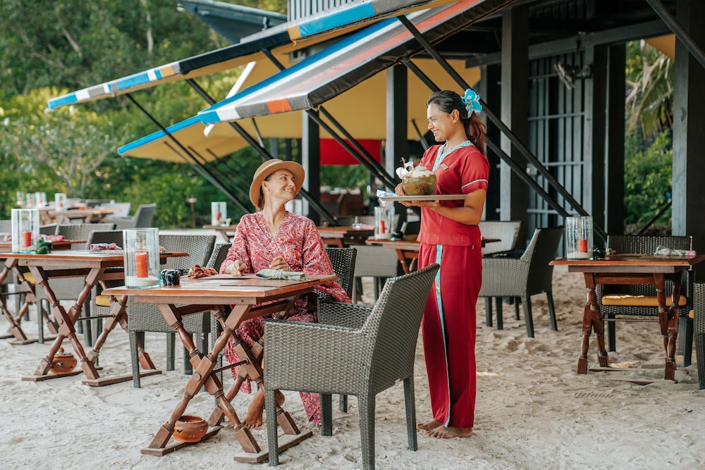 Outrigger Phi Phi Island Resort 89/100