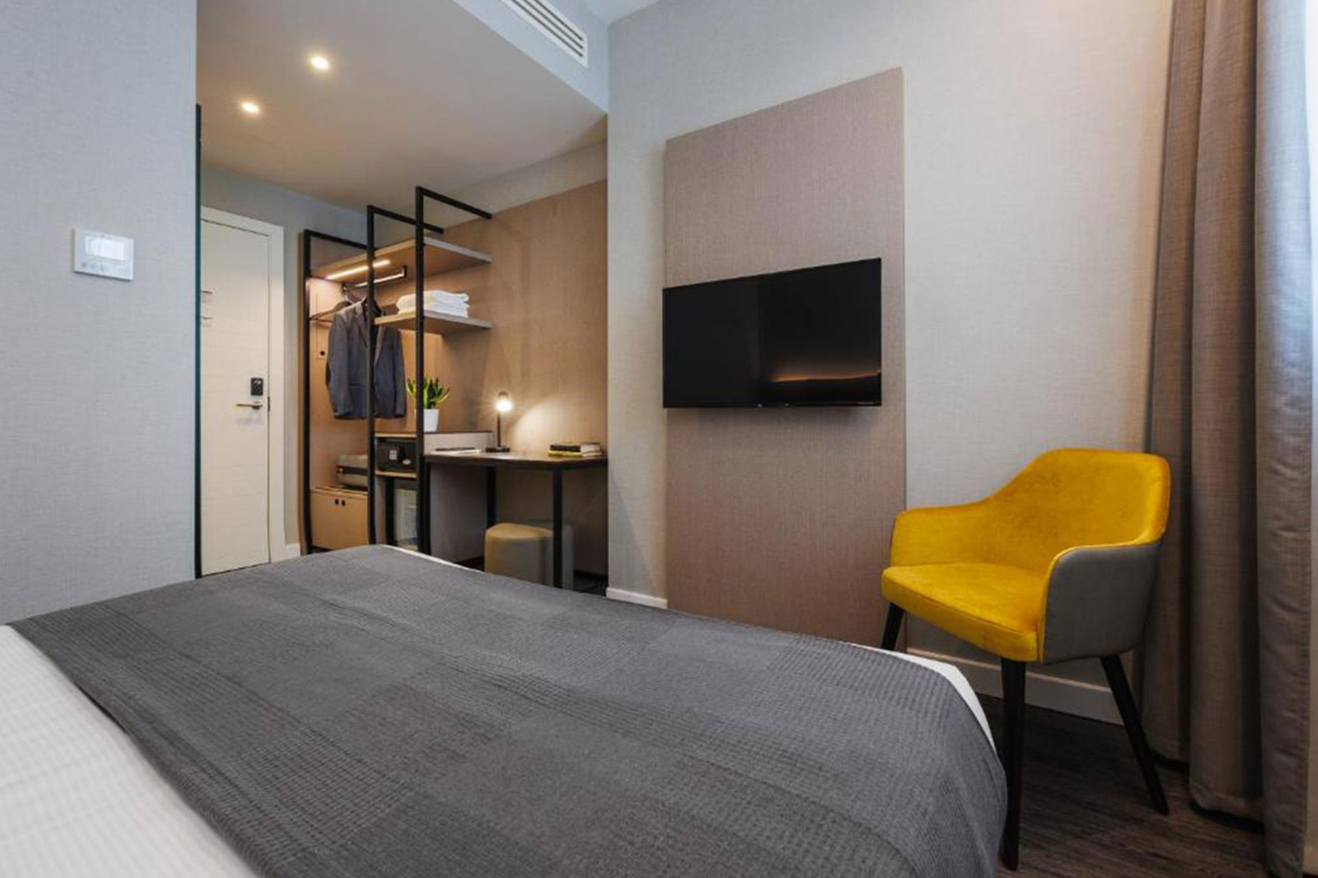 Standard, Single, French Bed