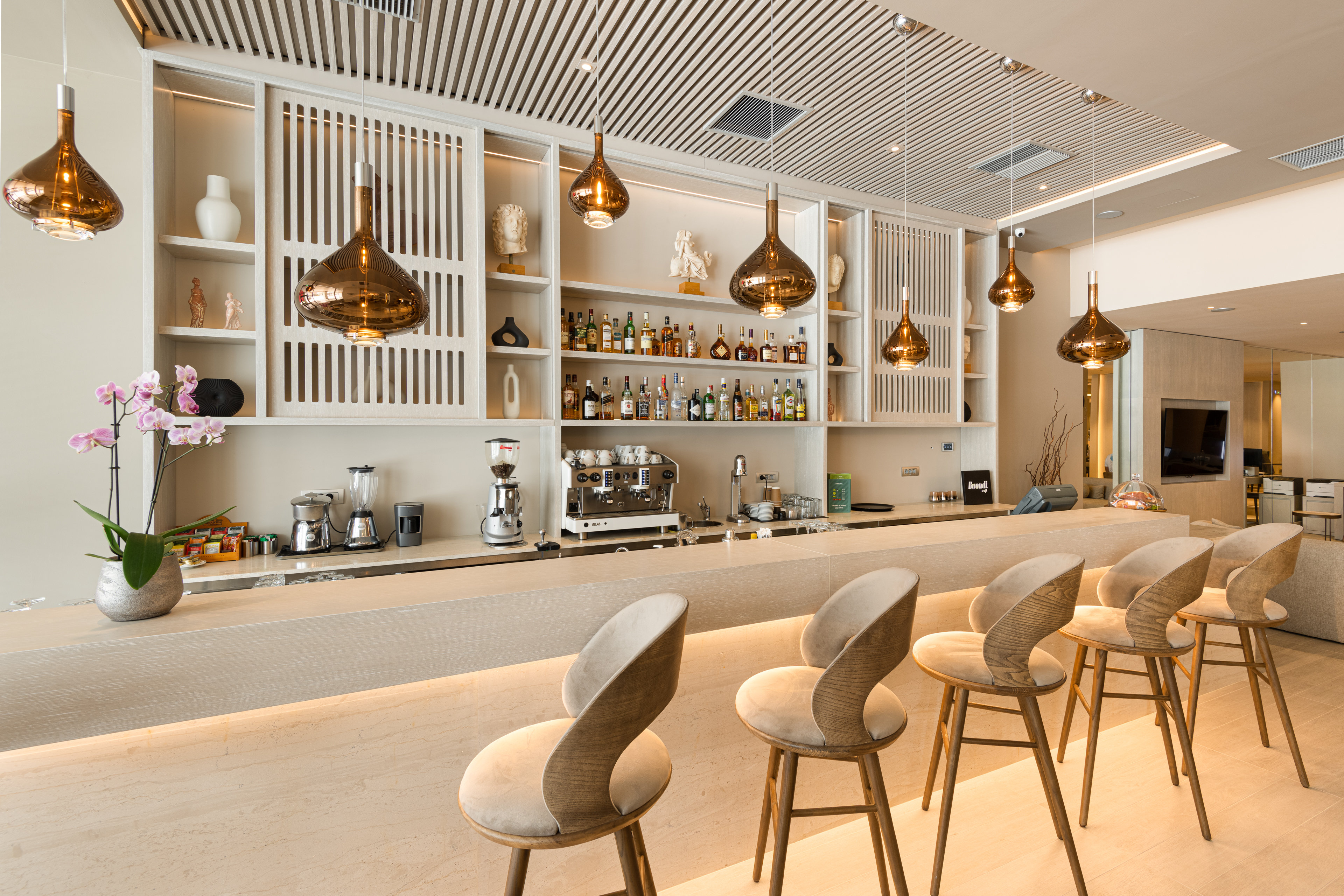 Holiday Inn Thessaloniki 55/72