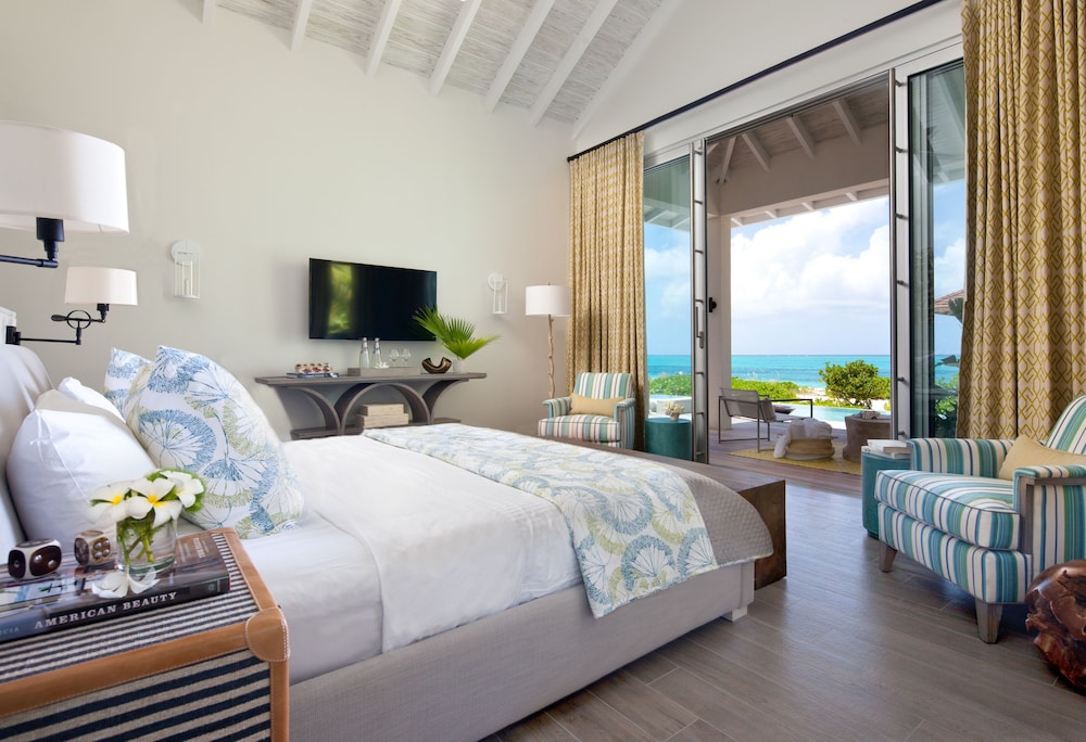 Grace Bay Club 16/83