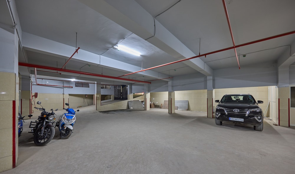 Grand Continent Hosur A Sarovar Portico Affiliate Hotel 43/47