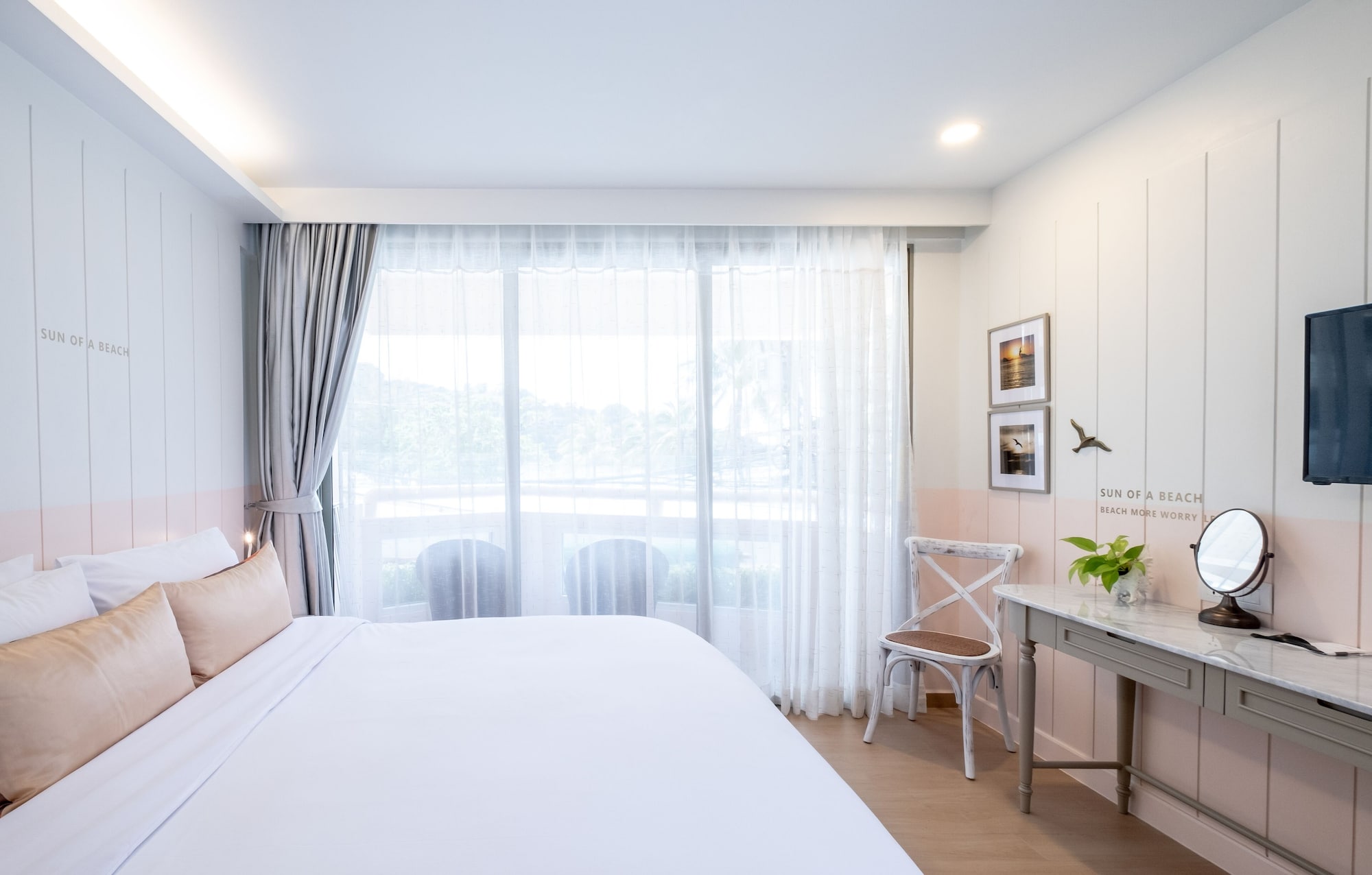 Deluxe Sea View