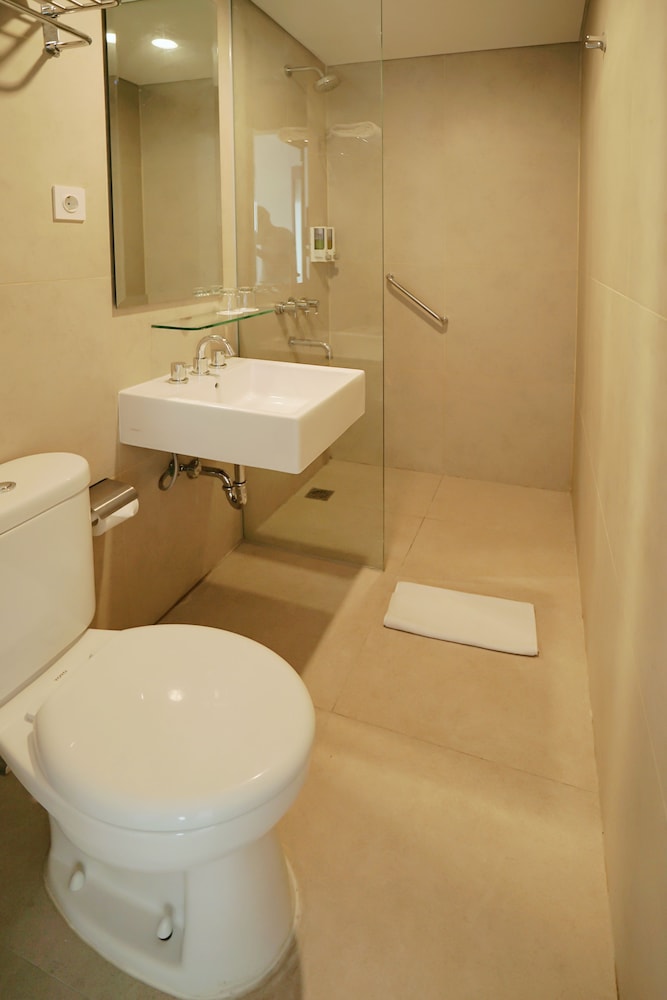 Amaris Hotel Fachrudin Tanah Abang 42/43