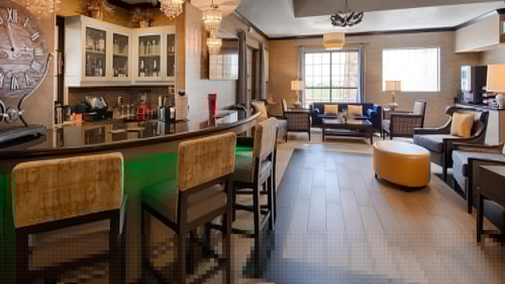 Best Western Plus Emerald Inn & Suites 34/39