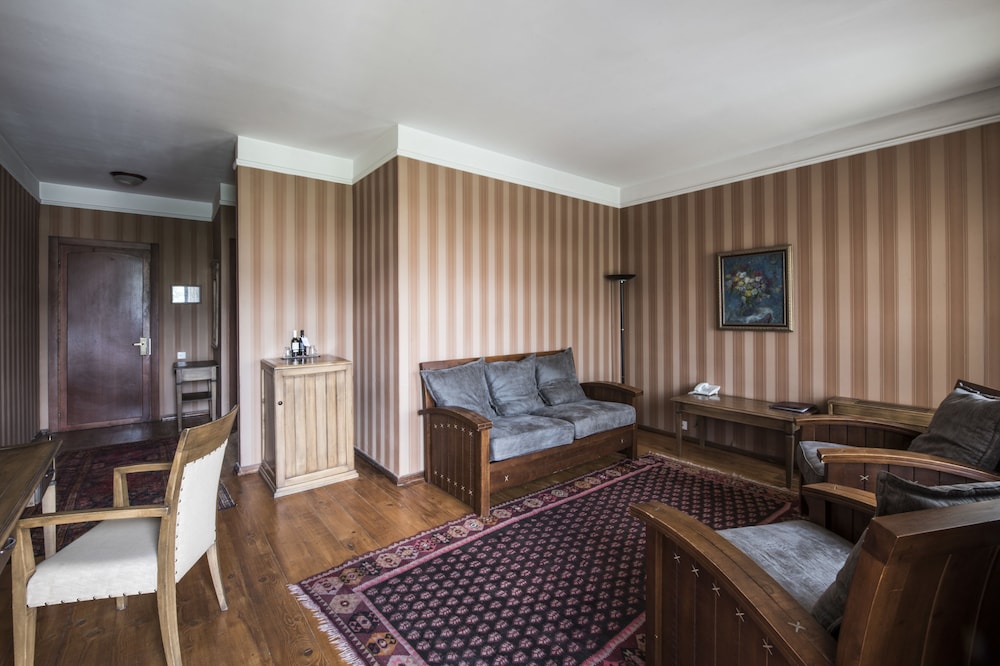 Kopala Hotel 34/55