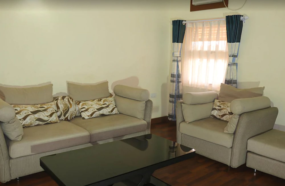 Ibeto Hotels 32/46