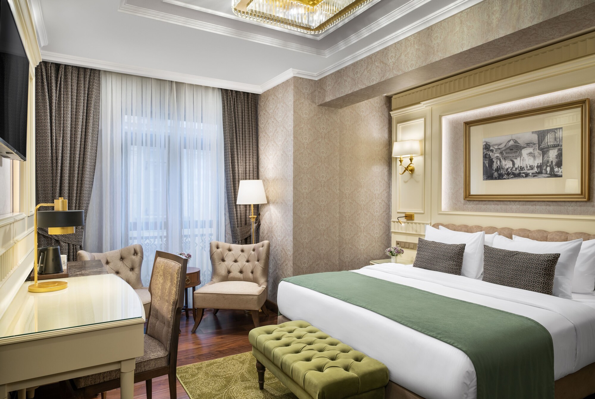 DELUXE, DOUBLE BED