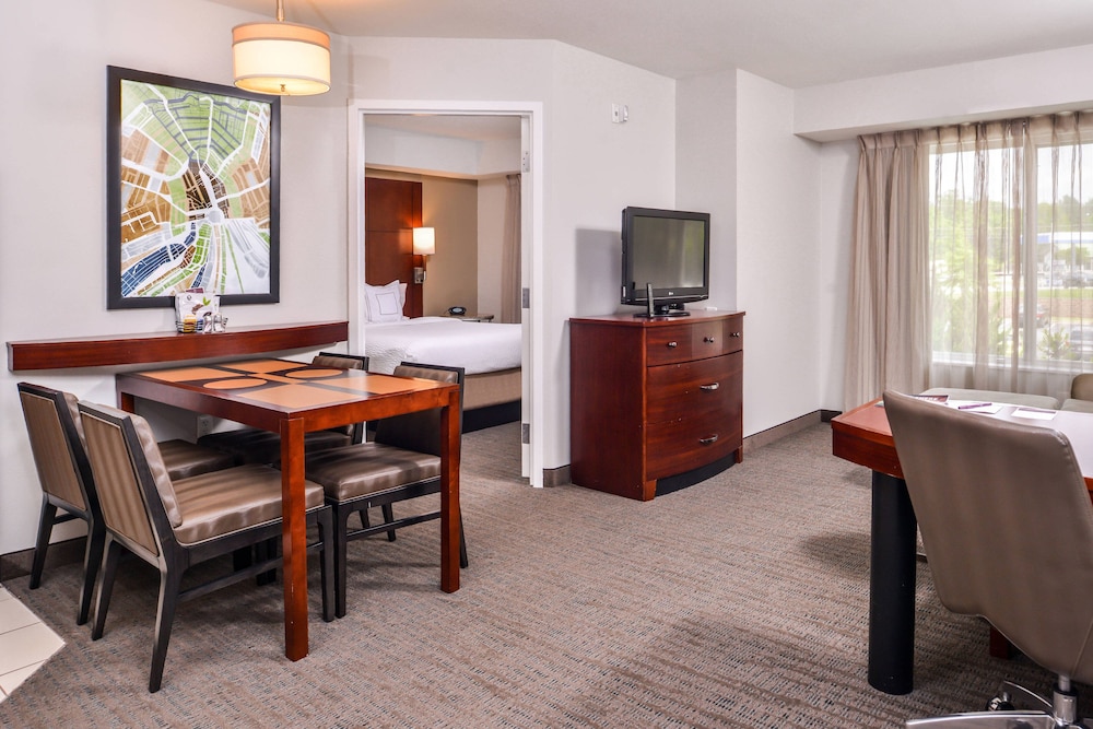 Residence Inn Florence Marriott 25/33
