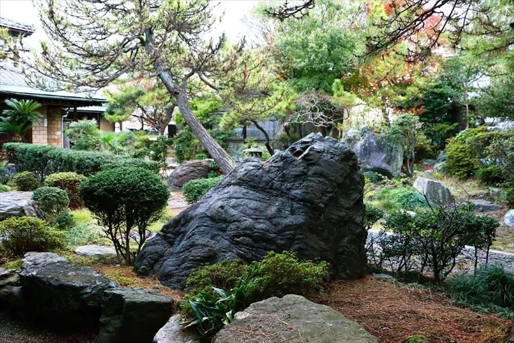 Karasawa Inn 54/63