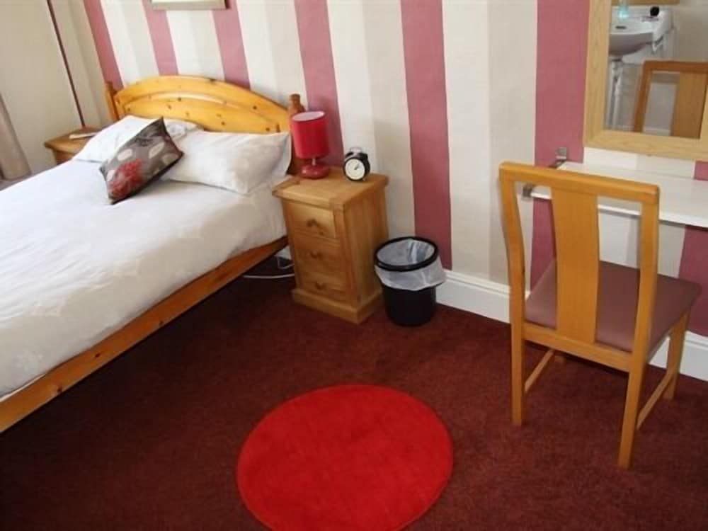 Angel Guest House 19/31