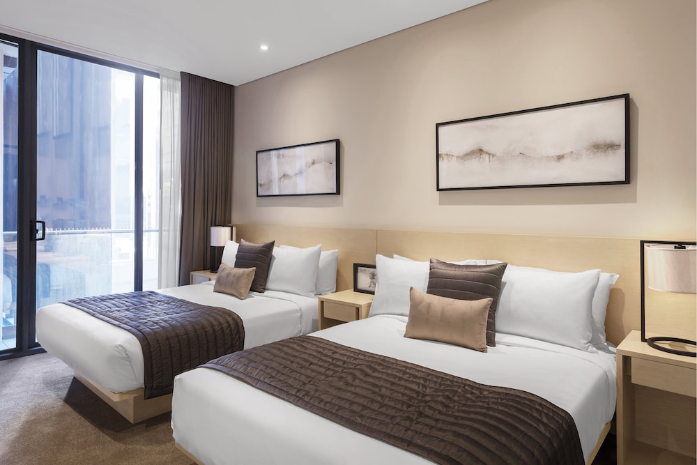 SKYE Hotel Suites Parramatta 11/49