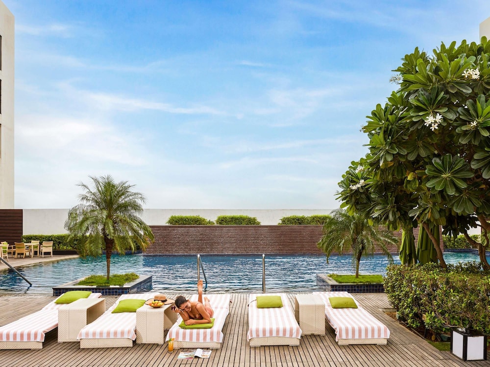 Novotel New Delhi Aerocity 59/64